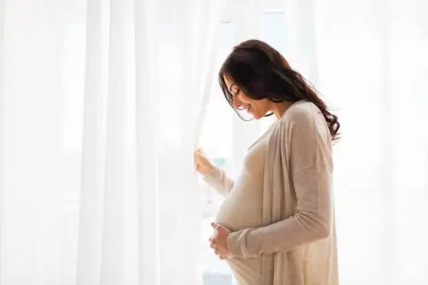 أعراض الحمل في الأسبوع الأول للبكر: أبرز العلامات التي تنتظرها الكثير من النساء
