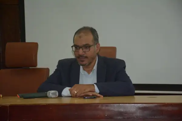 مدير مكتبة مصر العامة بالمنيا يؤكد في أولى اجتماعاته أهمية التعاون وتطوير الخدمات لمواكبة العصر الرقمي