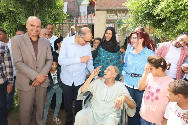 "كرسي الوفاء".. حين ردّت الدولة الجميل لرجلٍ قدّم الأرض لأجل حياة كريمة