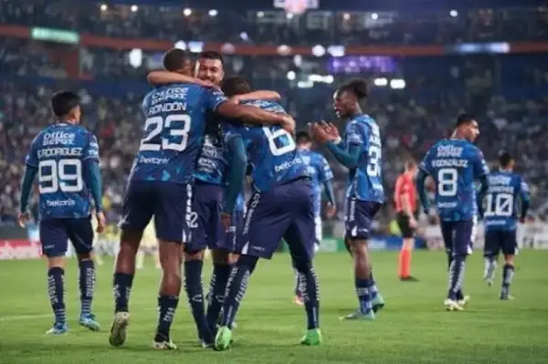 باتشوكا ضد مونتيري.. فوز باتشوكا بثلاثية نظيفة في افتتاح دوري المكسيك Apertura 2025