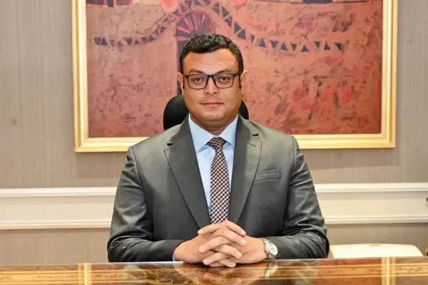 وزير الإسكان يتابع تنفيذ مشروعات "سكن لكل المصريين" و"ديارنا" في بدر ودمياط وبني سويف وأكتوبر الجديدة