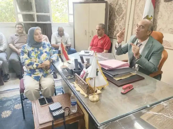 مدير عام إدارة المنيا التعليمية يناقش خطة العمل الجديدة: التخطيط والتنفيذ والمتابعة أساس النجاح