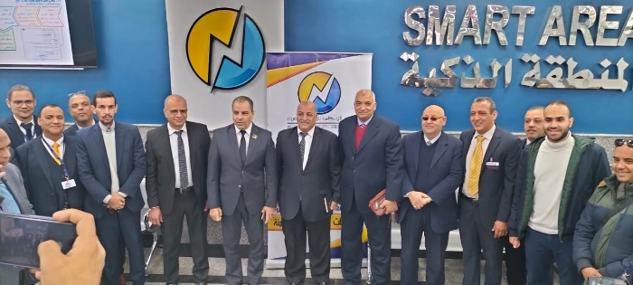 رئيس كهرباء مصر الوسطى يفتتح مركز خدمة عملاء غرب ومبارك بأسيوط